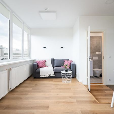 Hilltop Apartments - Studio Rooms In City Centre Tallinn Luaran gambar