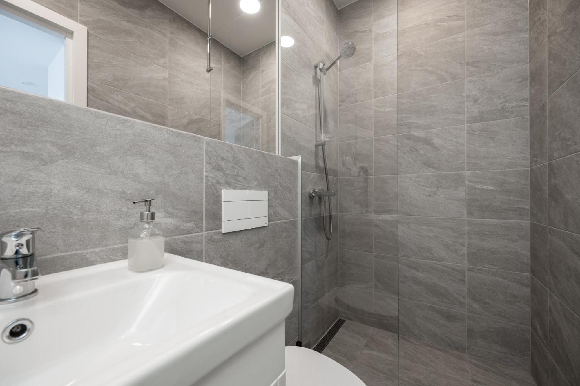 Hilltop Apartments - Studio Rooms In City Centre Tallinn Luaran gambar