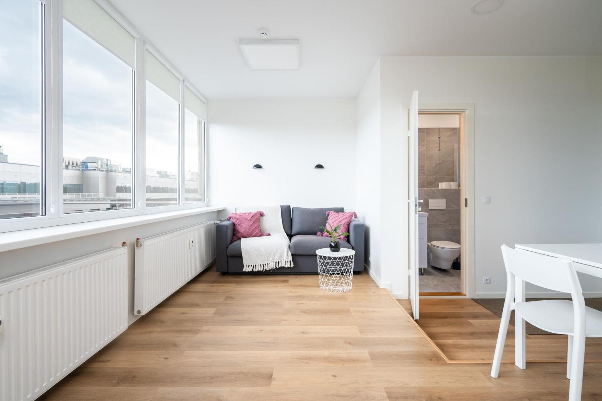 Hilltop Apartments - Studio Rooms In City Centre Tallinn Luaran gambar