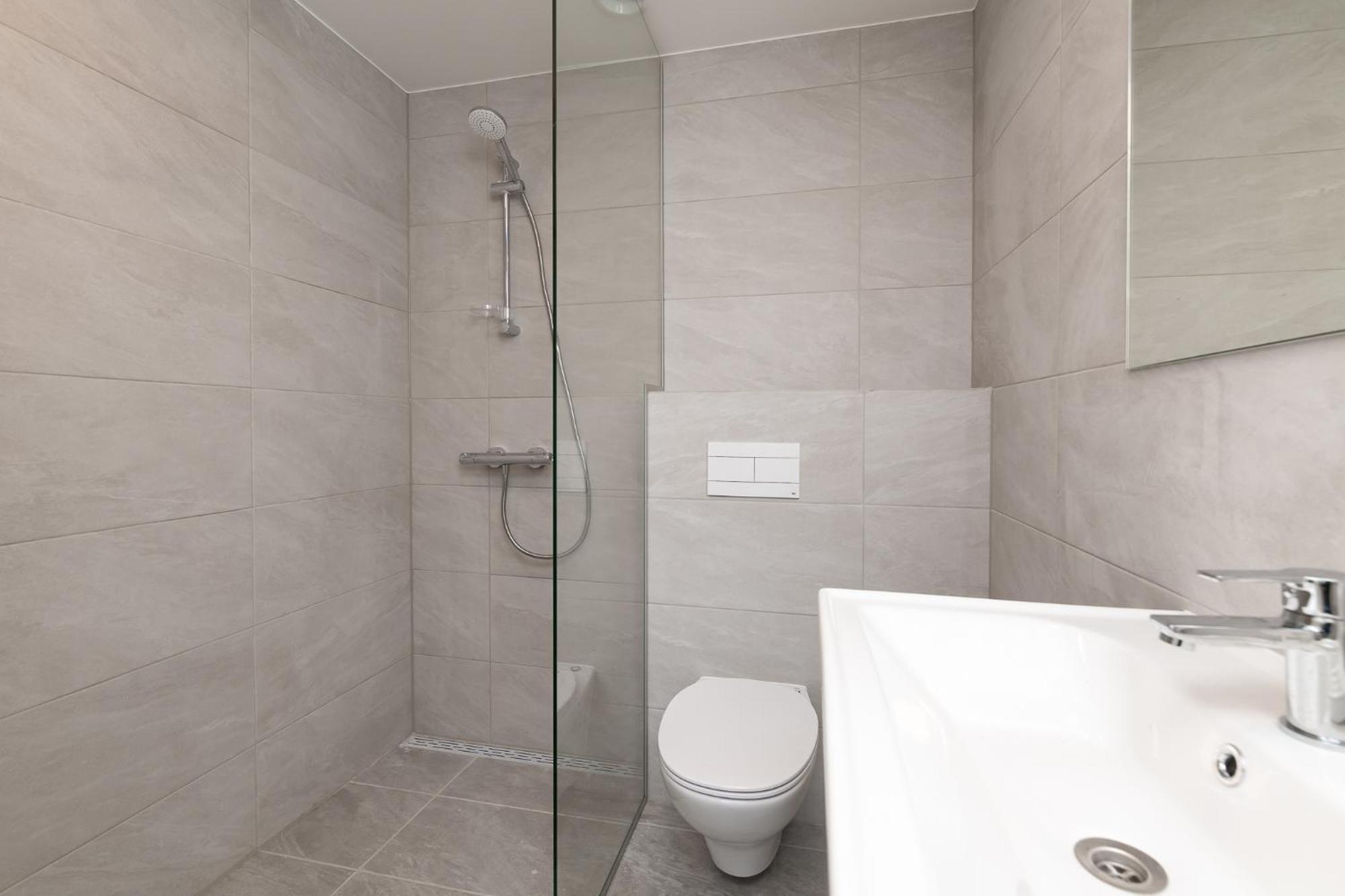 Hilltop Apartments - Studio Rooms In City Centre Tallinn Luaran gambar
